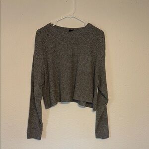 Wild Fable Gray Cropped Sweatshirt Long Sleeve Relaxed Fit